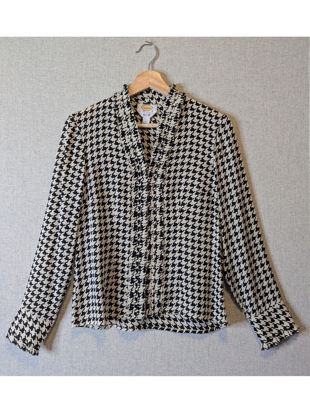 Vintage 90s 00s Talbots 100% silk houndstooth blouse